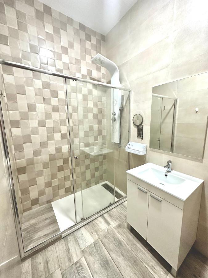 Malaga Centro Apartment Luaran gambar